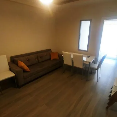Apartment Mandalina Apart